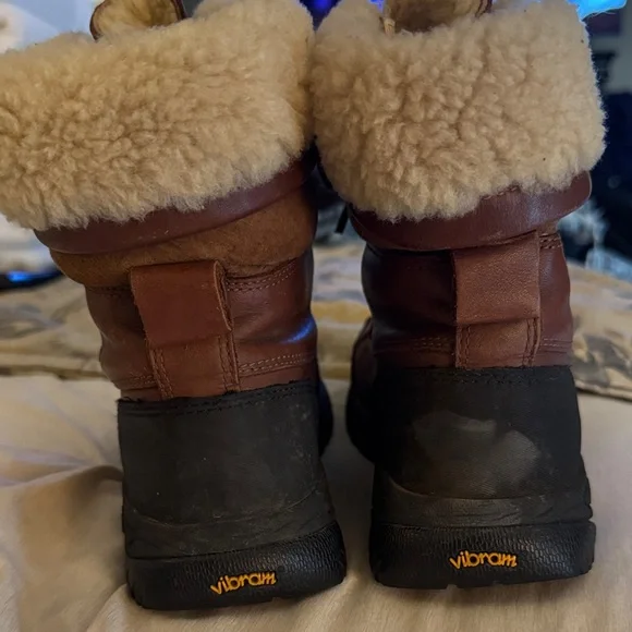 UGG Chestnut and Black Lace-Up Boots - Picture 6 of 11
